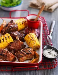 BBQ de travers de porc marinés au Sel de Guérande Le Guérandais, sauce au sirop d'érable